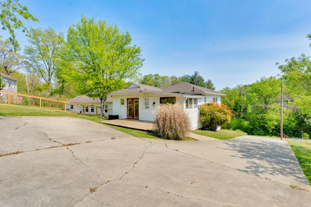 114 Peace Street, Chattanooga, TN 37415
