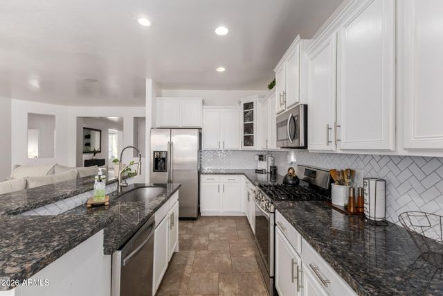 7222 S 71ST Drive, Laveen, AZ 85339