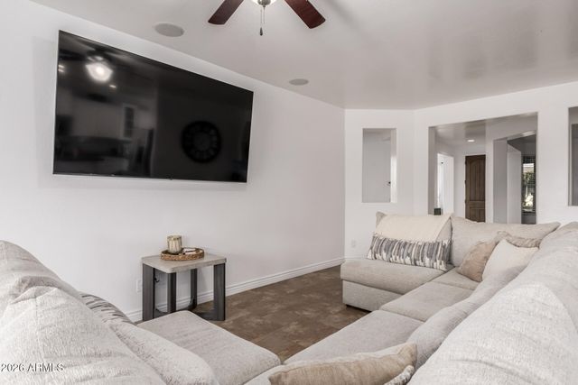 7222 S 71ST Drive, Laveen, AZ 85339