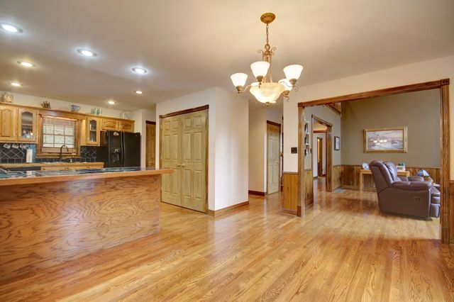 1264 Lake Road, London, KY 40741