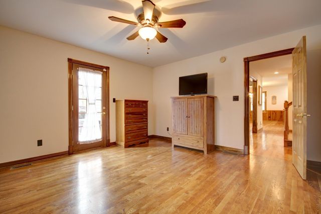 1264 Lake Road, London, KY 40741