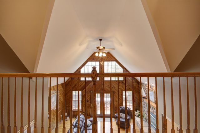 1264 Lake Road, London, KY 40741