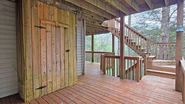 1264 Lake Road, London, KY 40741