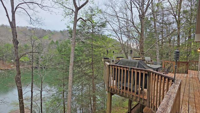 1264 Lake Road, London, KY 40741