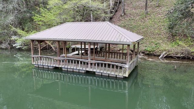 1264 Lake Road, London, KY 40741