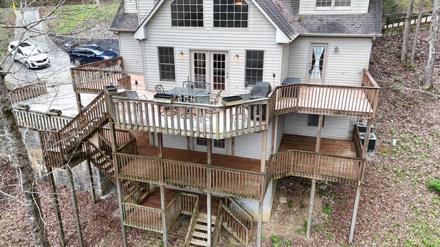 1264 Lake Road, London, KY 40741