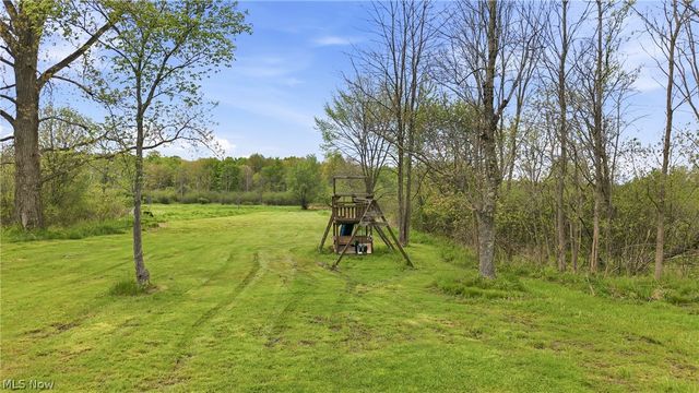 1532 S Stateline Road, Masury, OH 44438