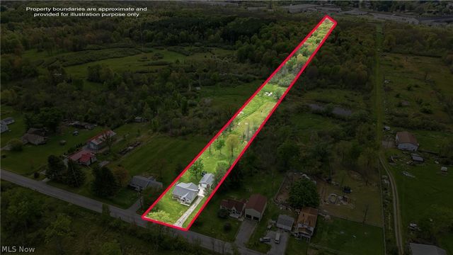 1532 S Stateline Road, Masury, OH 44438