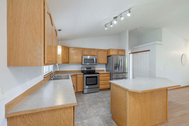 7511 N Magnolia Ct, Spokane, WA 99217