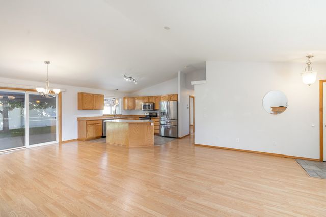 7511 N Magnolia Ct, Spokane, WA 99217