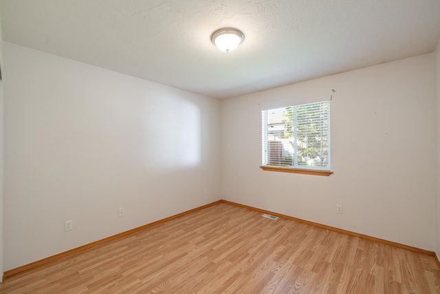 7511 N Magnolia Ct, Spokane, WA 99217