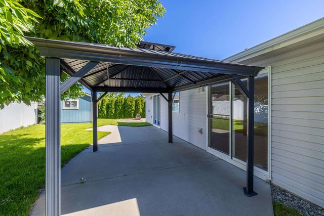 7511 N Magnolia Ct, Spokane, WA 99217