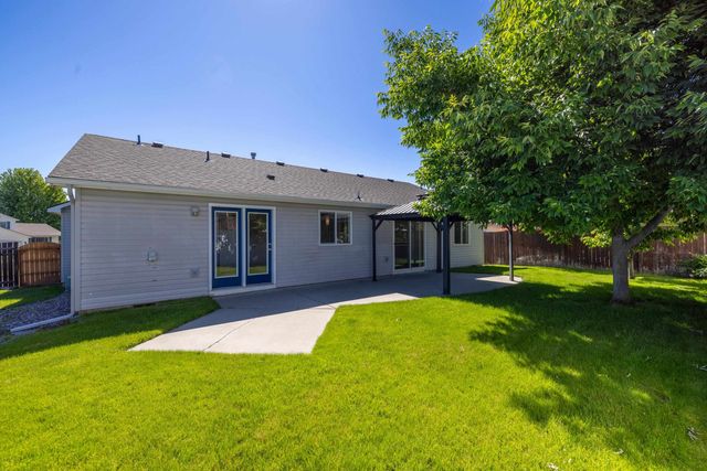 7511 N Magnolia Ct, Spokane, WA 99217