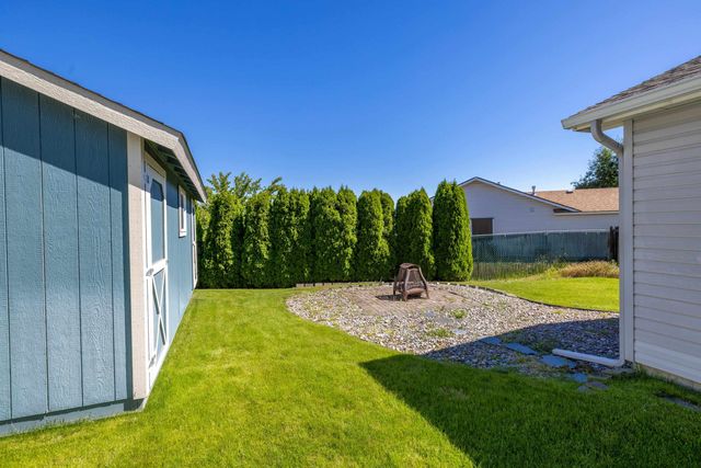 7511 N Magnolia Ct, Spokane, WA 99217