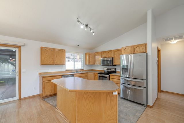7511 N Magnolia Ct, Spokane, WA 99217