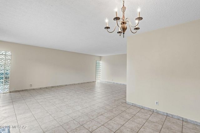 3940 E Timrod St Unit 167, Tucson, AZ 85711
