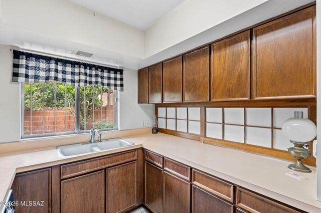 3940 E Timrod St Unit 167, Tucson, AZ 85711