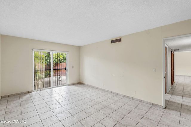 3940 E Timrod St Unit 167, Tucson, AZ 85711