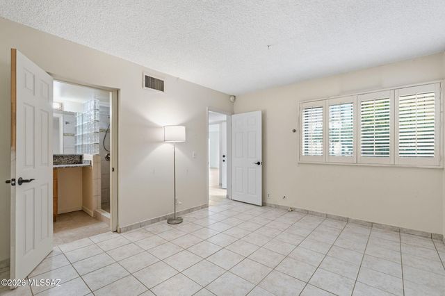 3940 E Timrod St Unit 167, Tucson, AZ 85711