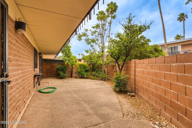 3940 E Timrod St Unit 167, Tucson, AZ 85711