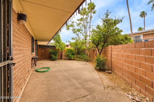 3940 E Timrod St Unit 167, Tucson, AZ 85711