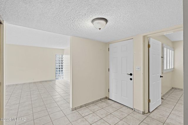 3940 E Timrod St Unit 167, Tucson, AZ 85711