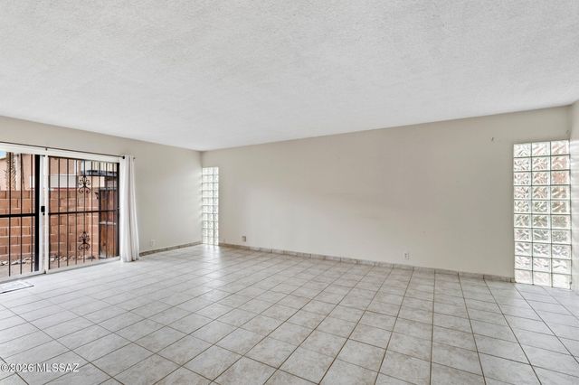 3940 E Timrod St Unit 167, Tucson, AZ 85711