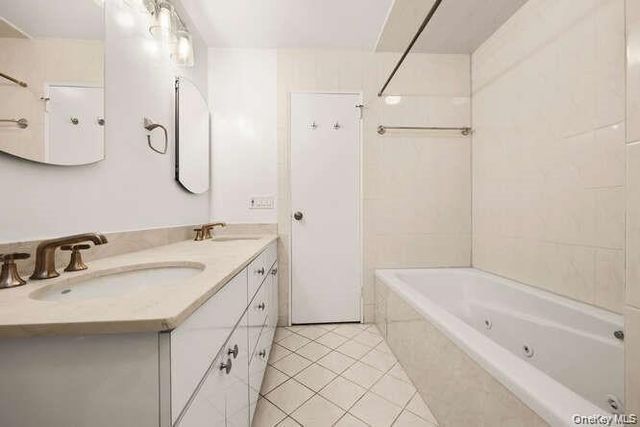 93 Seton Drive, New Rochelle, NY 10804