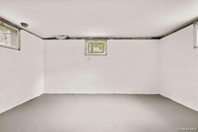 93 Seton Drive, New Rochelle, NY 10804