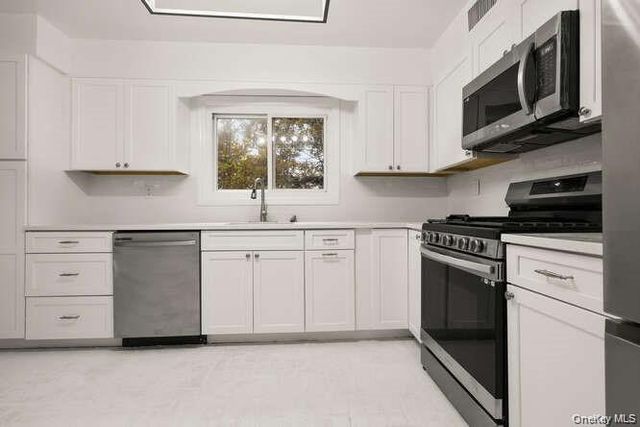 93 Seton Drive, New Rochelle, NY 10804