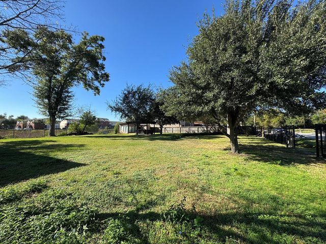 757 Lucky Street, Houston, TX 77088