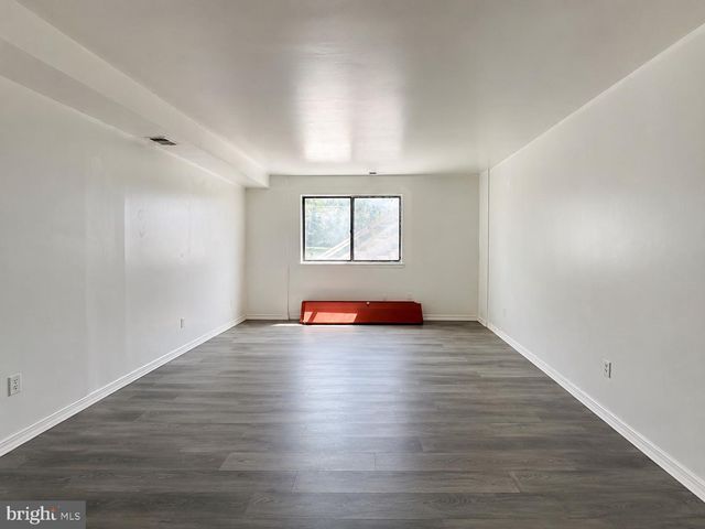 7525 CALVERT ST, Philadelphia, PA 19152