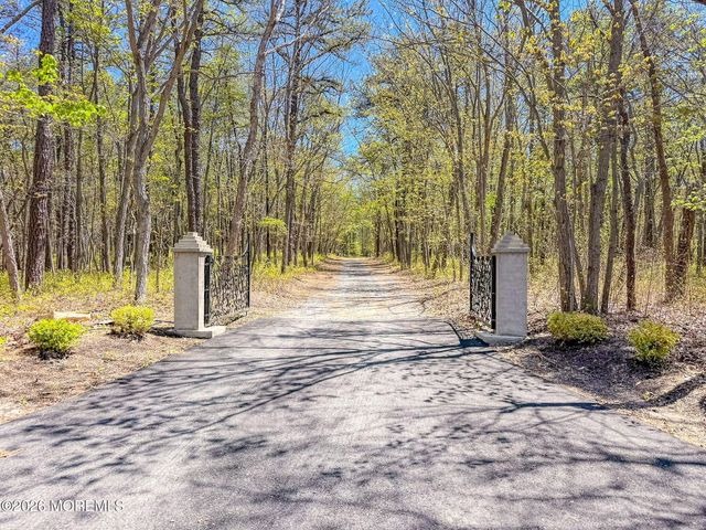 381 Monmouth Road, Freehold, NJ 07728
