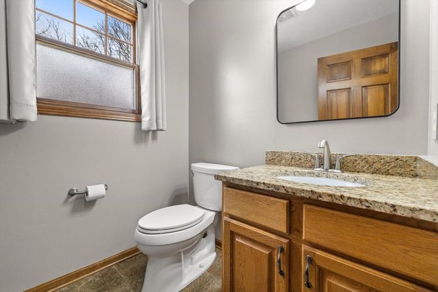 11912 28th AVENUE, Pleasant Prairie, WI 53158