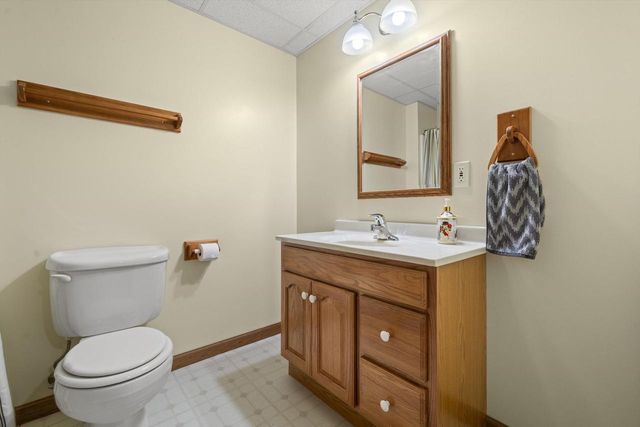 11912 28th AVENUE, Pleasant Prairie, WI 53158