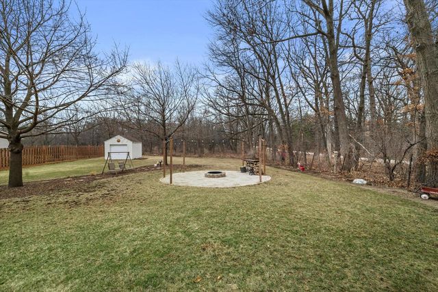 11912 28th AVENUE, Pleasant Prairie, WI 53158