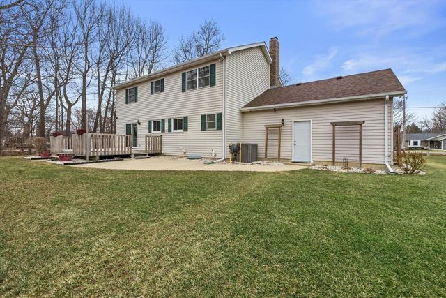 11912 28th AVENUE, Pleasant Prairie, WI 53158