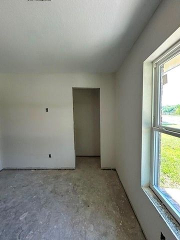 101 Smilie Crossing, Angleton, TX 77515
