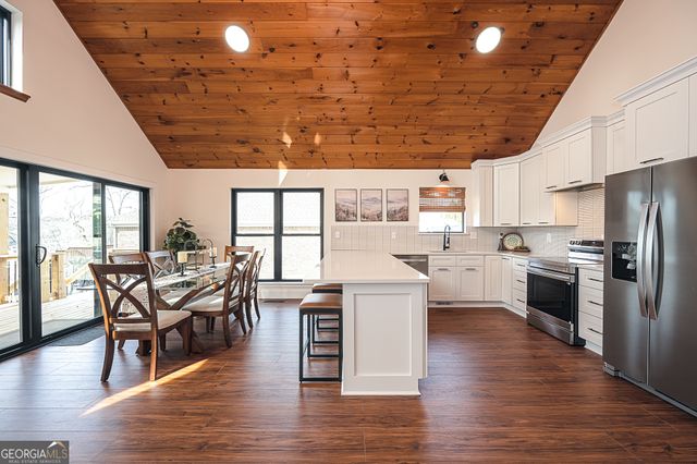 3339 Cove Overlook Drive, Gainesville, GA 30501