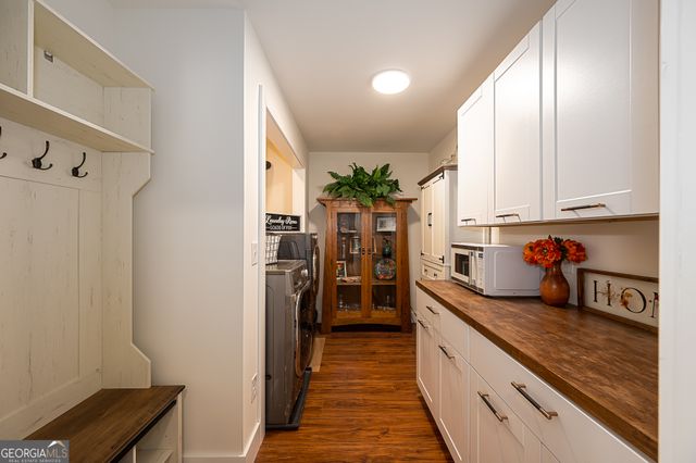 3339 Cove Overlook Drive, Gainesville, GA 30501