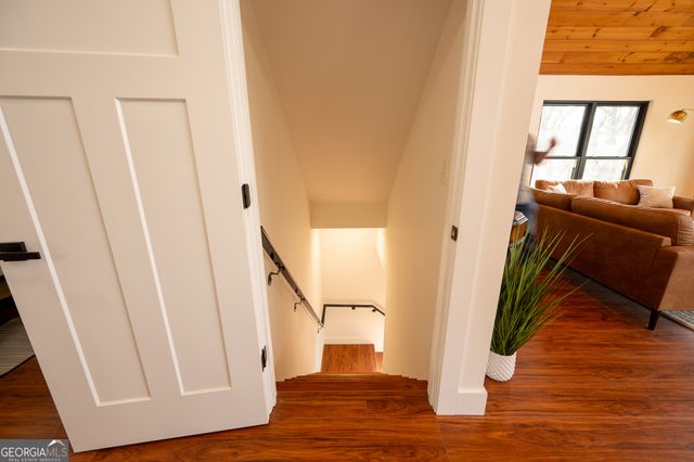 3339 Cove Overlook Drive, Gainesville, GA 30501