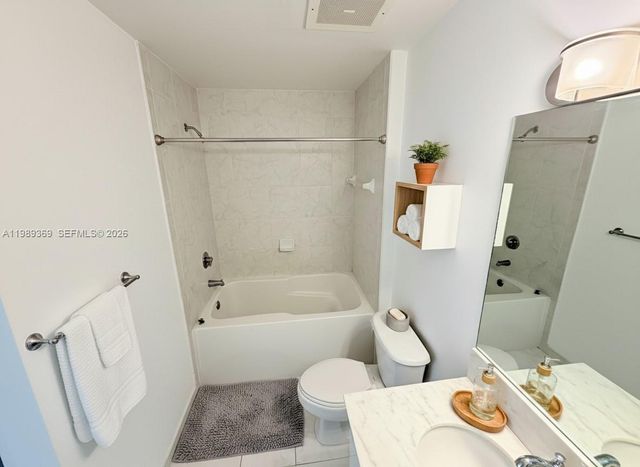 133 NE 2nd Ave 1209, Miami, FL 33132