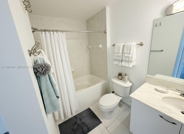 133 NE 2nd Ave 1209, Miami, FL 33132