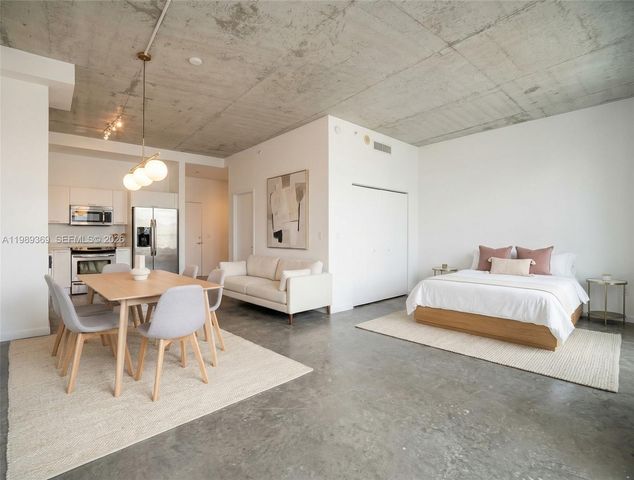 133 NE 2nd Ave 1209, Miami, FL 33132