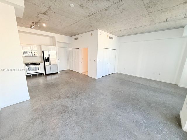 133 NE 2nd Ave 1209, Miami, FL 33132