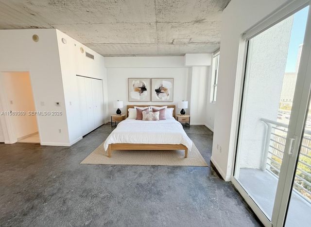 133 NE 2nd Ave 1209, Miami, FL 33132