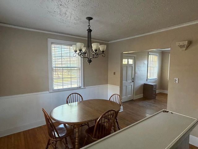 366 Forest Ave, Spartanburg, SC 29302