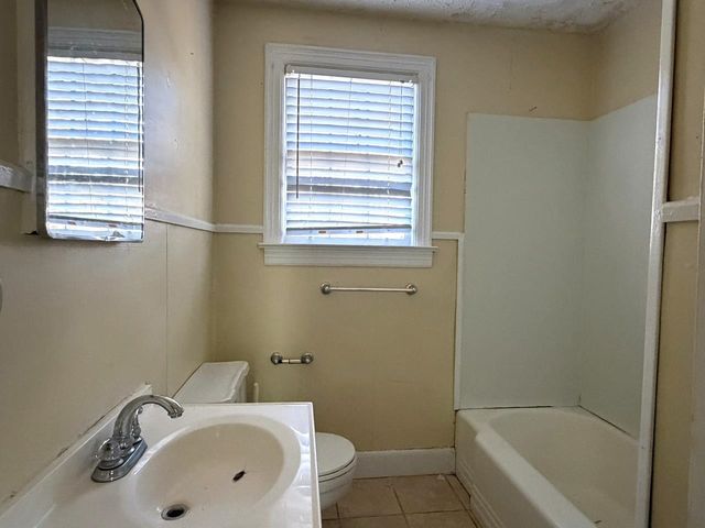 366 Forest Ave, Spartanburg, SC 29302