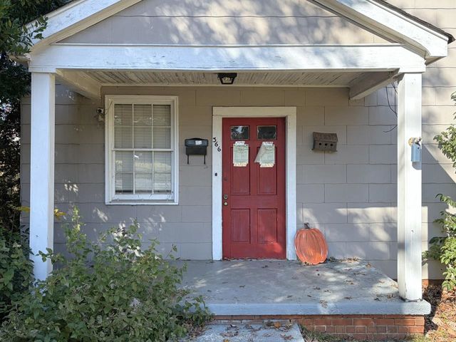 366 Forest Ave, Spartanburg, SC 29302