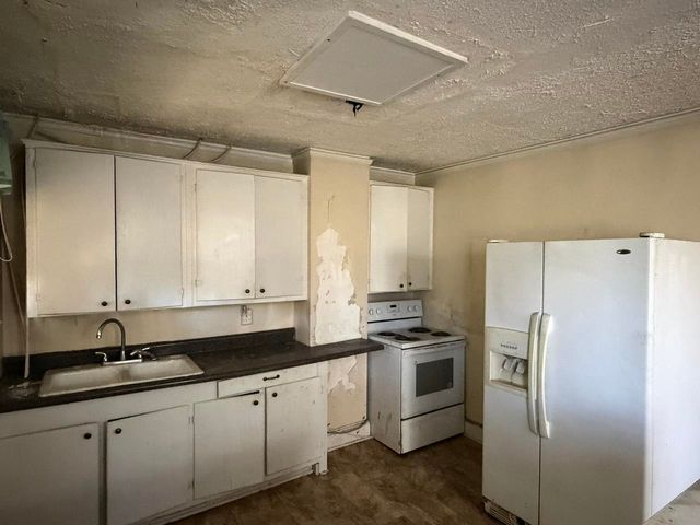 366 Forest Ave, Spartanburg, SC 29302